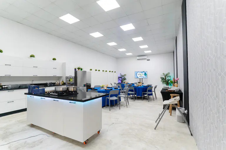 Estudio A — Cocina / Espacio Gastronómico de GDR Eventos